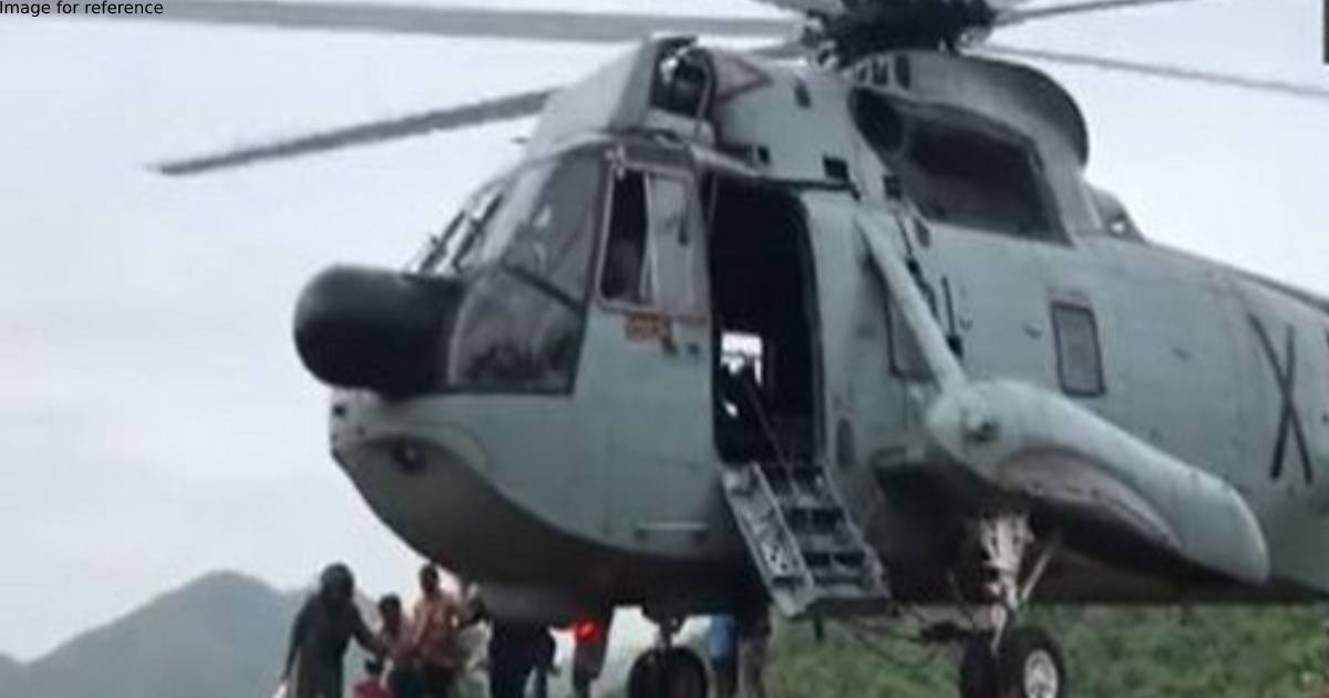 Indian Navy choppers continue relief operations in Andhra's Eluru